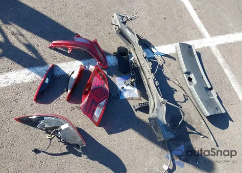 2019 Hyundai Elantra Sel z USA, uszkodzony, nr VIN 5NPD84LF6KH408428